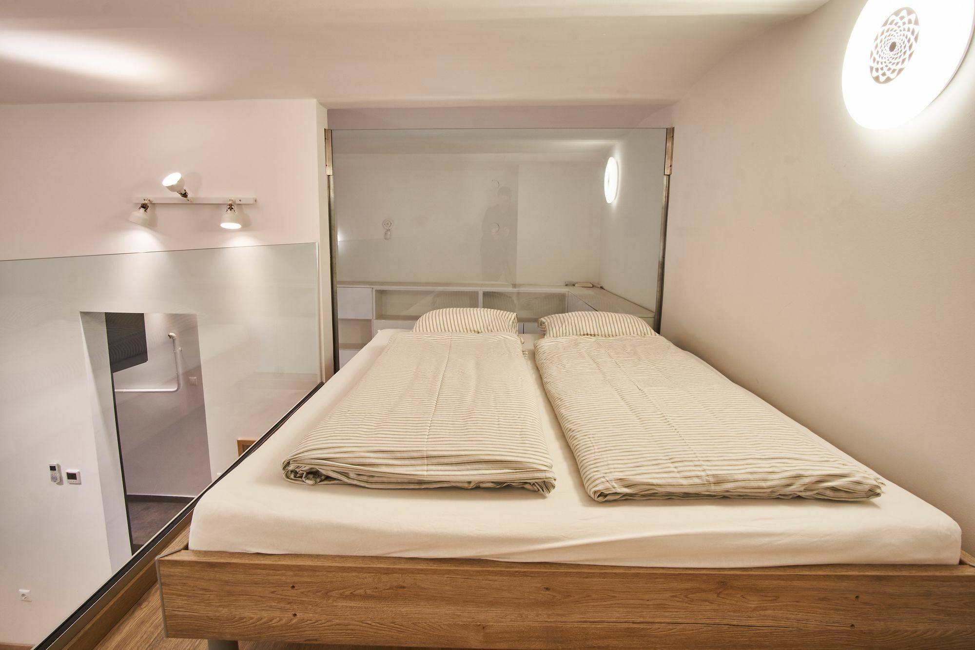 V27 Apartment | Hostaid Budapest Bagian luar foto